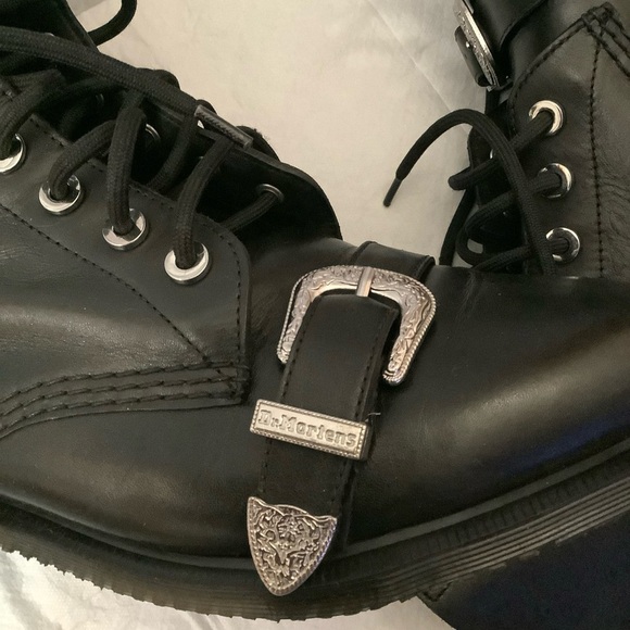 Dr Martens Ulima Black Leather Combat Buckle Boots Women's Sz. 9 US Sold Out​​​ - Picture 7 of 14